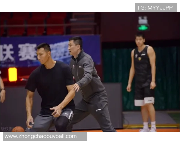 姚明在中国赛重聚老友期待与一哥探讨养老金话题 姚明在中国赛重聚老友期待与一哥探讨养老金话题