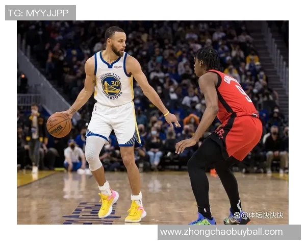 科尔点评上半场表现出色但三分球命中率低迷影响比赛结果 科尔点评上半场表现出色但三分球命中率低迷影响比赛结果